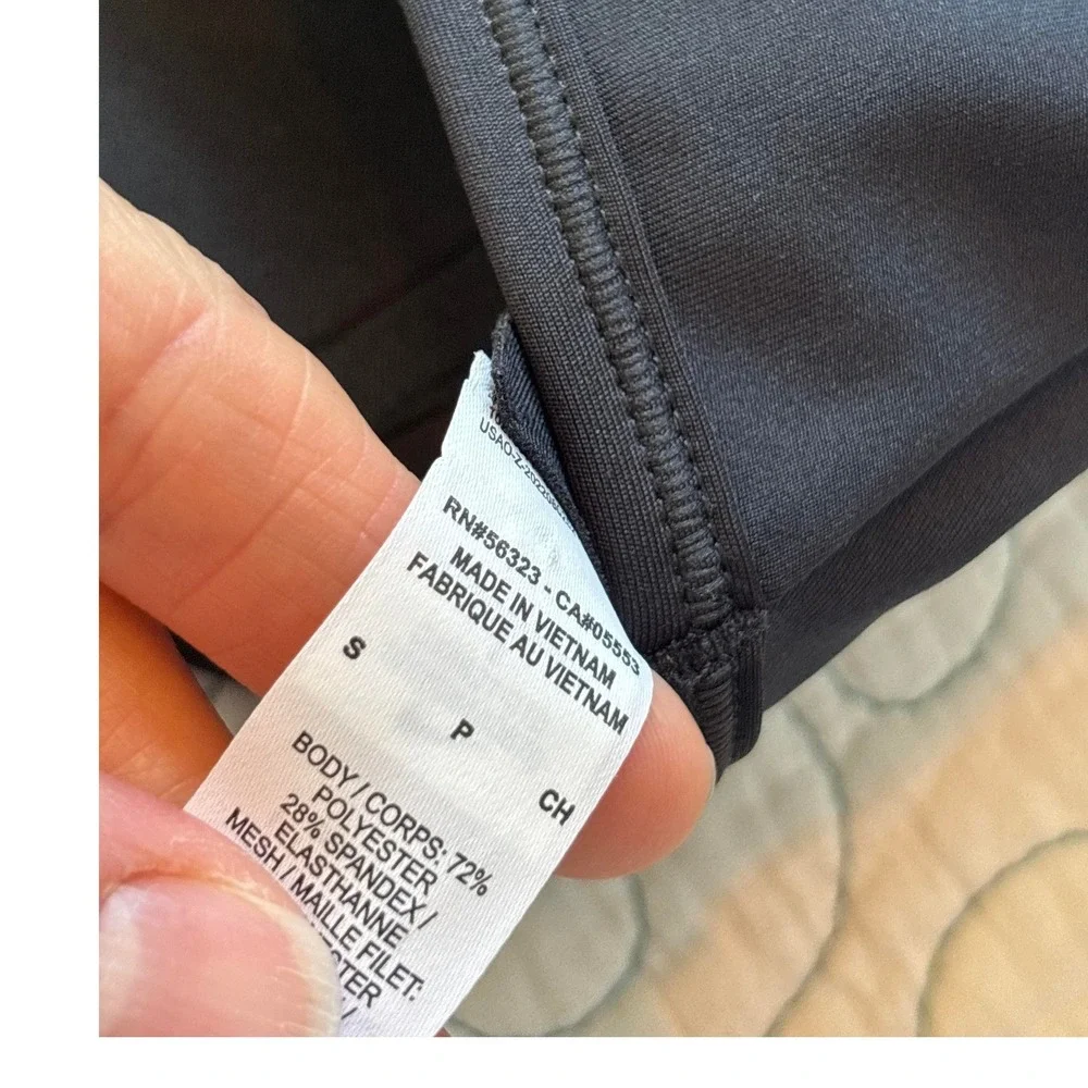Nike‎ Womens Medium Support Sports Bra Black White Swoosh Size Small NWOT